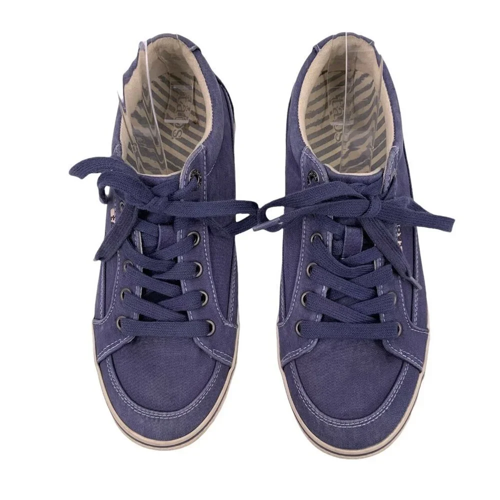 TAOS Washed Chambray Blue Canvas Low Top Sneakers Size 7